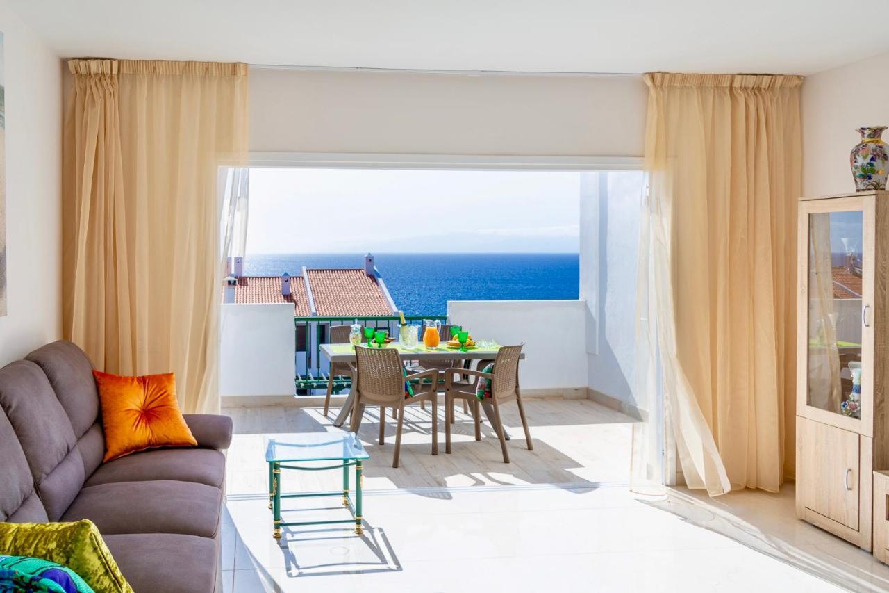 Esmeralda. Lovely And New Apartment Right By The Ocean! กาเยาซัลวาเค ภายนอก รูปภาพ