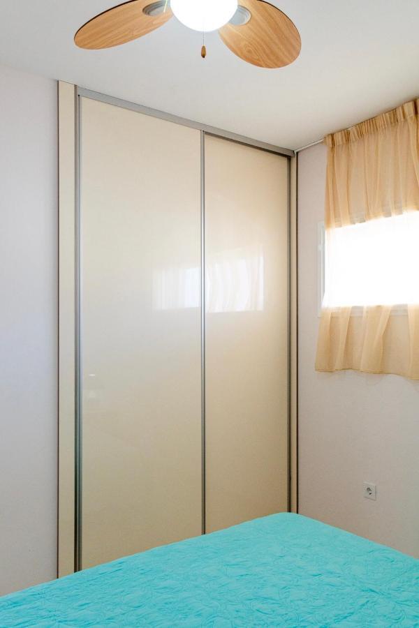 Esmeralda. Lovely And New Apartment Right By The Ocean! กาเยาซัลวาเค ภายนอก รูปภาพ